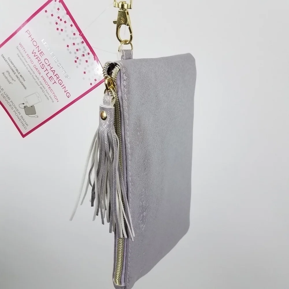NEW Liz Claiborne Glitter Charging Wristlet